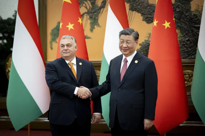 Orbán Viktor miniszterelnököt fogadja Hszi Csin-ping kínai elnök Pekingben 2023. október 17-én – Fotó: Fischer Zoltán / Miniszterelnöki Sajtóiroda / MTI