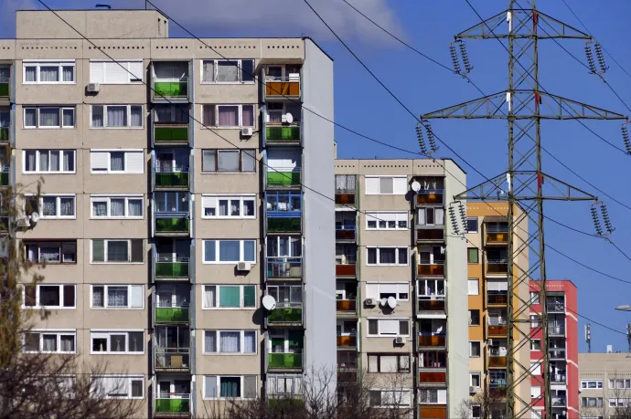 Közel havi 500 ezerért bérelnek lakást közpénzből egyes parlamenti képviselőknek