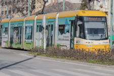 Százmilliárdok elköltése nélkül, az utasok igényeire figyelve is vonzóbbá lehet tenni a közösségi közlekedést