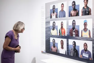 Meglepte a World Press Photo fejét, hogy korlátozták a belépést a budapesti kiállításra