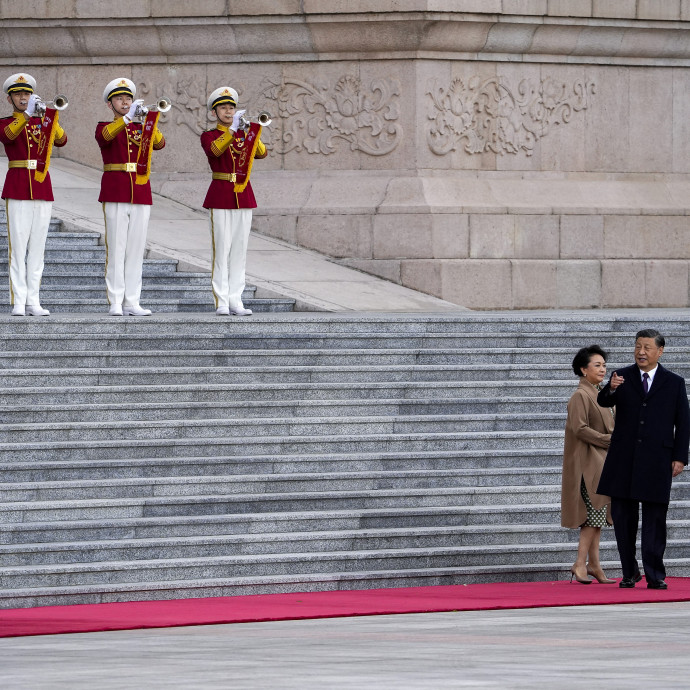 Indul a pénznyomtatás Kínában, de nem oda kerül, ahova korábban szánták