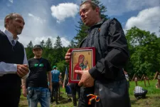 Bűnvádi eljárás zajlik az úzvölgyi temetőben magyarellenes molinókat lengető nacionalista szervezetek ellen