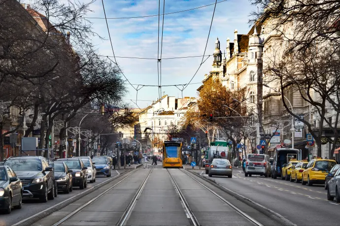 Karácsony: Hazugság, hogy több a dugó Budapesten