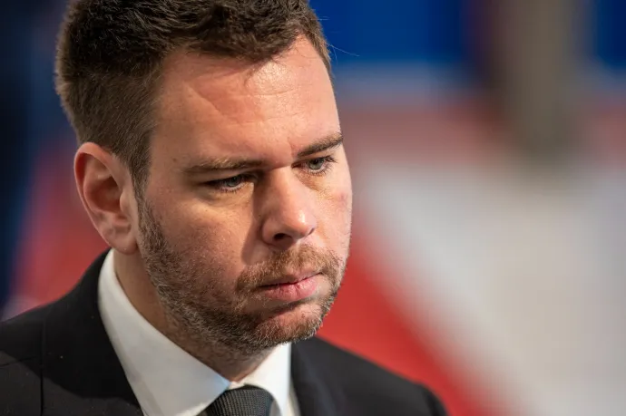 A Hvg szerint az LMP tárgyal arról, hogy elindítsa Vitézy Dávidot Karácsony Gergely ellen