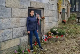 Kolozsváron járt Dúró Dóra, megrémült „a román zászlók tengerétől”