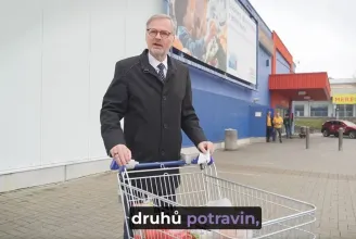 Akkorát csúsztatott a cseh miniszterelnök a német bevásárlós videóval, hogy a magyar politikusok is megirigyelhetik