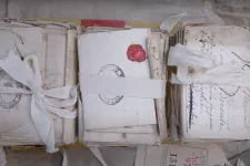 Francia katonák több száz éve írt szerelmes leveleit bontották fel