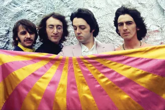 Beatles: újra kiadják a Piros és Kék Albumot az együttes utolsó dalával! (x)