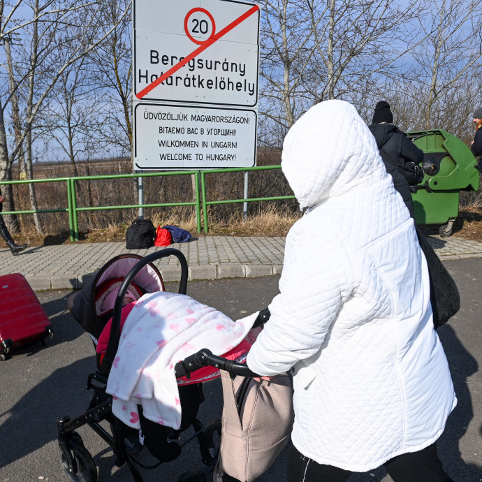 Több mint kétszer annyi gyereket szül egy anya a borsodi járásokban, mint a nyugati határszélen