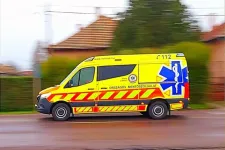 Tejföllel kente be az égési sérülését egy idős asszony, életveszélyes állapotban vitték kórházba