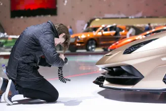 A kínaiak töltik meg a Genfi Autószalont?