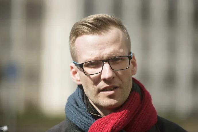Dániában takarít Pukli István, a Tanítanék Mozgalom korábbi vezéralakja