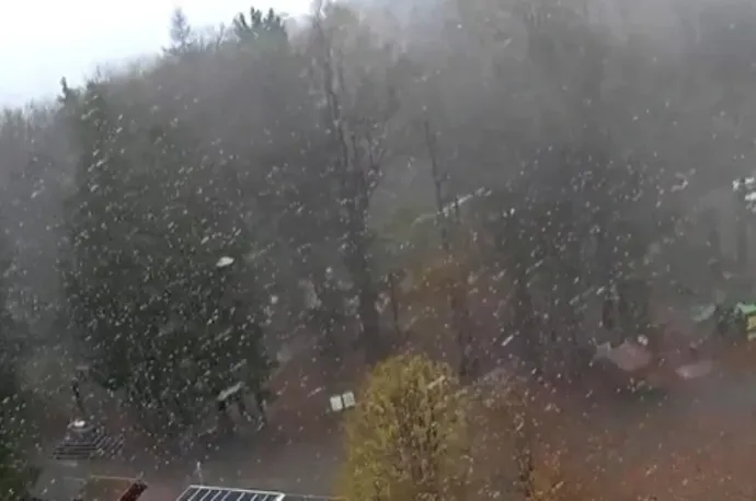 Megérkezett a hó a Kékestetőre