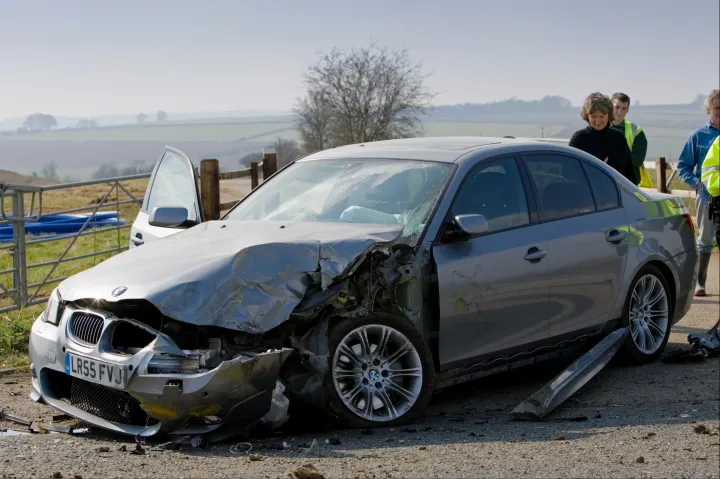Brit tanulmány: Nagyobb valószínűséggel okoznak balesetet a BMW, Subaru és Porsche sofőrjei