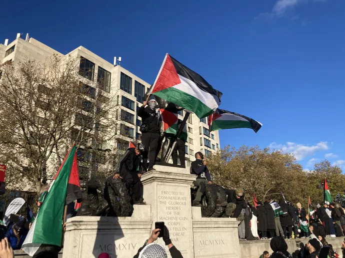 Palesztina-párti tüntetők Londonban – Fotó: olvasói fotó
