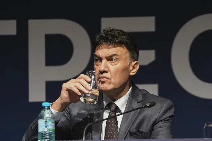 Boriszlav Mihajlov önmagát és az UEFA-t is kínos helyzetbe hozta – Fotó: Georgi Paleykov / Georgi Paleykov/NurPhoto