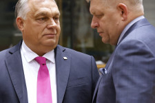 Magyaros bankadót és a gazdagok megadóztatását tervezi Fico Szlovákiában