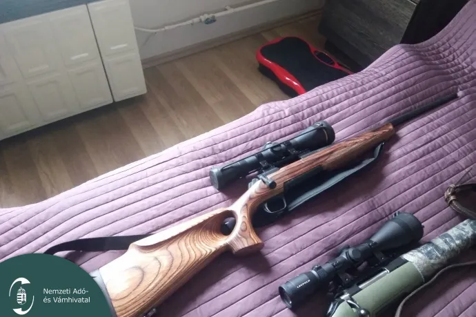 Drága fegyverekbe fektette a pénzét, így próbálta eltitkolni a vagyonát