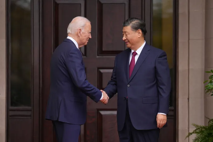 Az amerikai és kínai elnök megállapodott a katonai kommunikáció folytatásáról