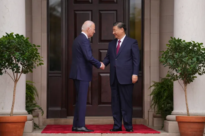 Az amerikai és kínai elnök megállapodott a katonai kommunikáció folytatásáról