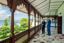 Iohannis megérkezett Zanzibárba, de csak hivatalos fotók vannak az elnöki expedícióról