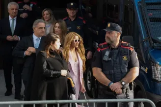 Shakira megegyezett a barcelonai ügyészekkel: három év felfüggesztett börtönt kapott adócsalás miatt