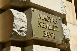Parragh Lászlót és Nagy Mártont is kiosztották a Magyar Nemzeti Bank elemzői