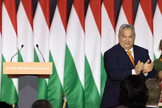 Fordulat! Most már Orbán Viktor üt, ver, rúg és harap