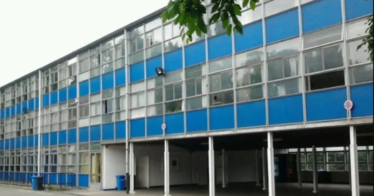 Belgiumban reggel 29 iskola maradt zárva bombariadó miatt