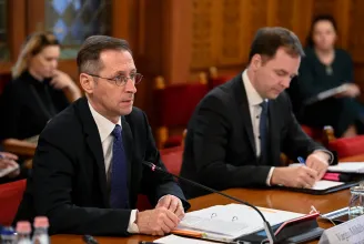 Varga Mihály azt állítja, nem fognak változni az állampapírok visszaváltási díjai