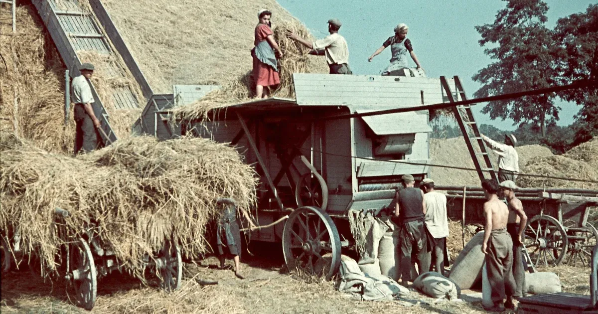 Zúg a traktor, szánt az eke, túlélhetjük-e?
