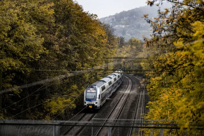 Decemberben új MÁV-menetrend jön, az Intercity járatokon nő a menetidő