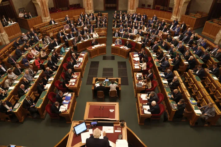 Kiderül, összeáll-e a Fidesz–Mi Hazánk szövetsége a választási törvény módosítására