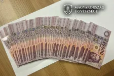 300 ezer forinttal vette üldözőbe a rendőröket