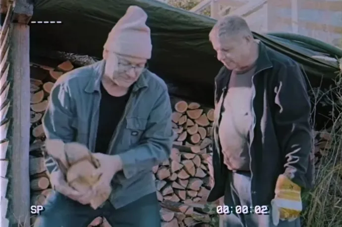 Favágós videóban jelentette be a Kispál és a Borz, hogy arénakoncertet adnak jövőre