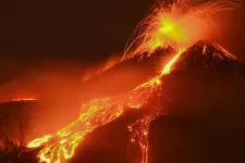 Miért éppen most tört ki az Etna?