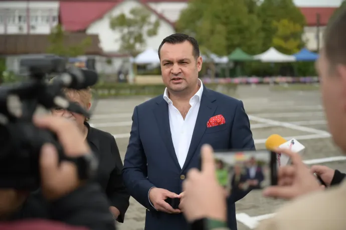 Hétfőn válik el, hogy Nagybányán RMDSZ-es lesz-e az ideiglenes polgármester