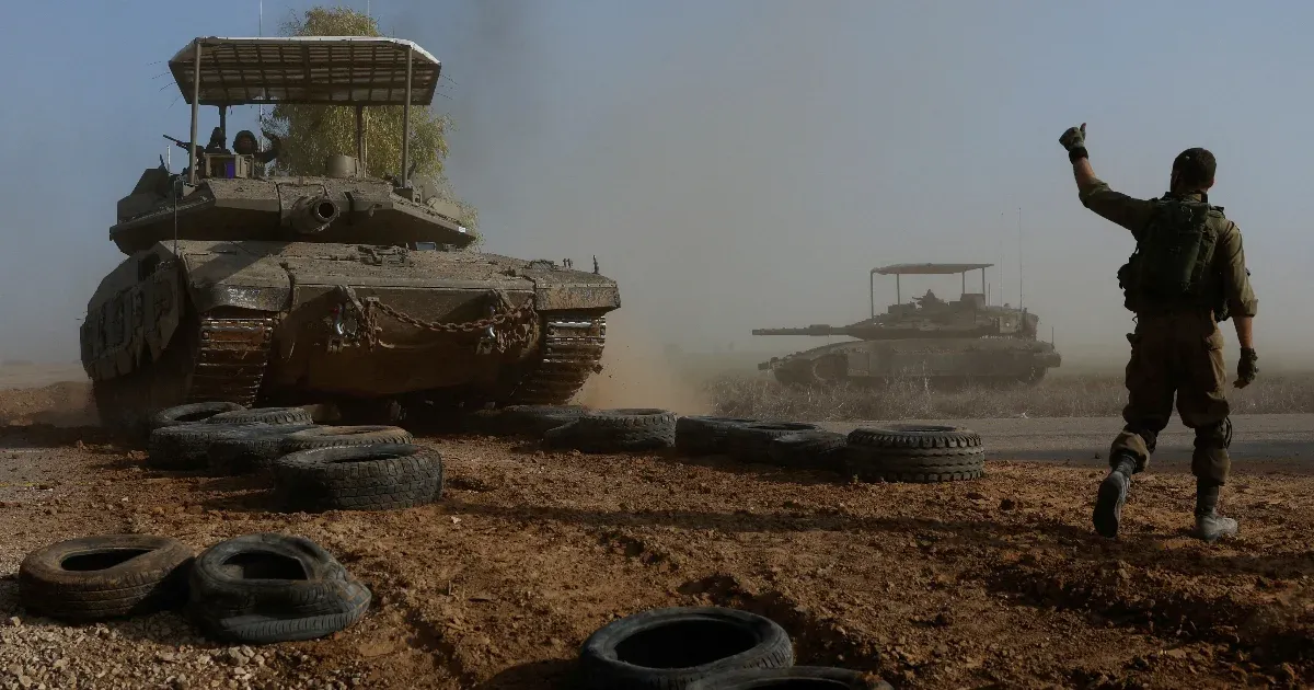 A Gázai övezet déli főútjaira benyomuló harckocsikról érkeztek beszámolók