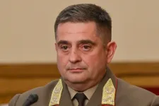 Honvédség vezérkari főnöke: Művégtagot kapott a Koszovóban megsérült két magyar katona