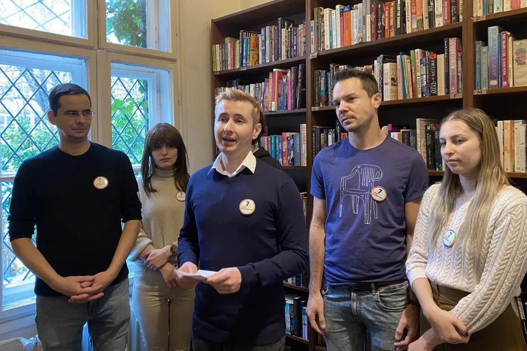 Összejött a három polgármesterjelölt a Tisza Párt fővárosi listájához