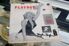 „Tárgyiasít? Ja nem, felszabadít!” – 70 éves a Playboy