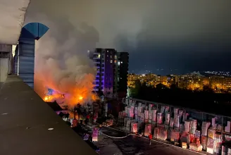 Tűz ütött ki szombaton kora este a kolozsvári Iulius Mallnál