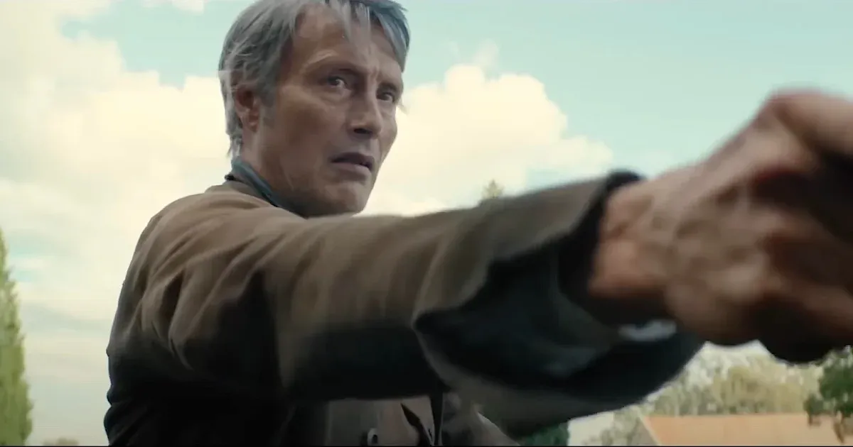 Mads Mikkelsen lett Európa legjobb színésze, Tarr Béla tiszteletbeli díjat kapott