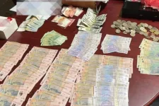 Börtönt kér az ügyészség a kenőpénzt elfogadó nagylaki rendőrökre