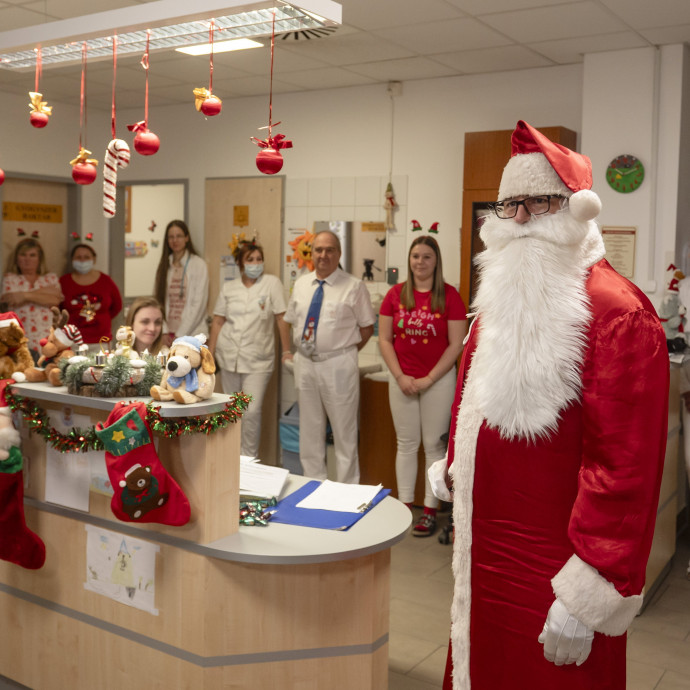 Súlyos betegségek kezelését kezdi egyedi kérelem nélkül támogatni az állam