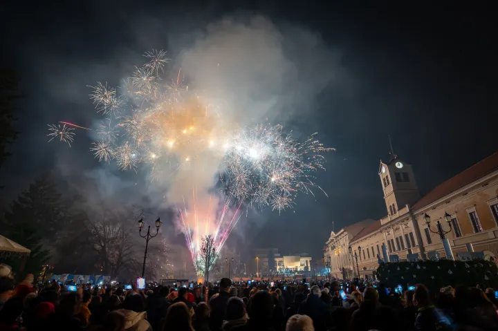 Tűzijáték a tavalyi sepsiszentgyörgyi szilveszterkor – Fotó: Kristo-Gothárd Hunor / Sepsiszentgyörgy Önkormányzat