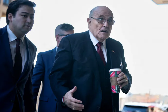 Rudy Giulianinak 148 millió dollár sérelemdíjat kell fizetnie két nőnek, akiket 2020-ban megrágalmazott