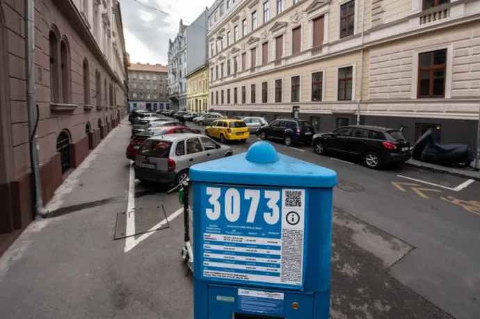 Tíz napig ingyenes lesz a parkolás Budapesten, de van néhány kivétel