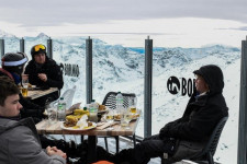 Nem kell többet választani a jó devizaárfolyam és a biztonságos banki háttér között