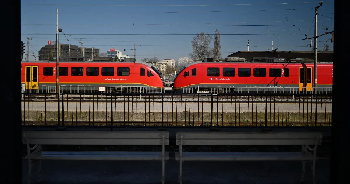 Vonat gázolt el hat vasúti munkást Szlovéniában, ketten meghaltak